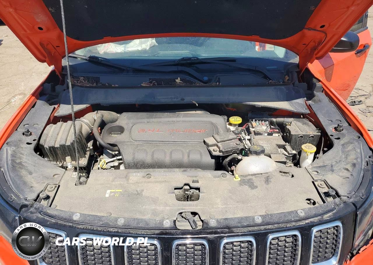 2018 Jeep Compass Sport VIN:3C4NJDAB1JT101045 - 12