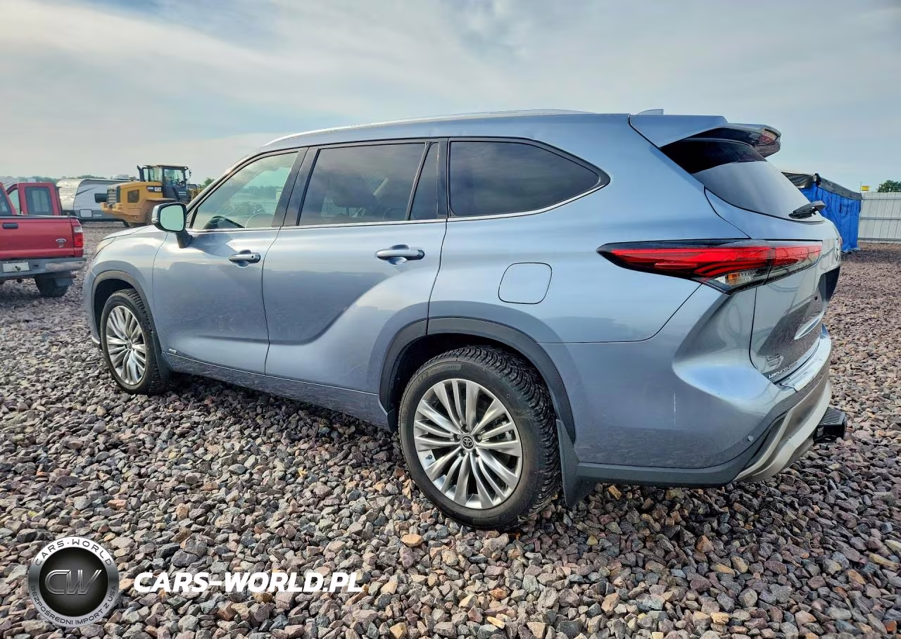 2022 Toyota Highlander Hybrid Platinum VIN:5TDEBRCH7NS096882 - 2