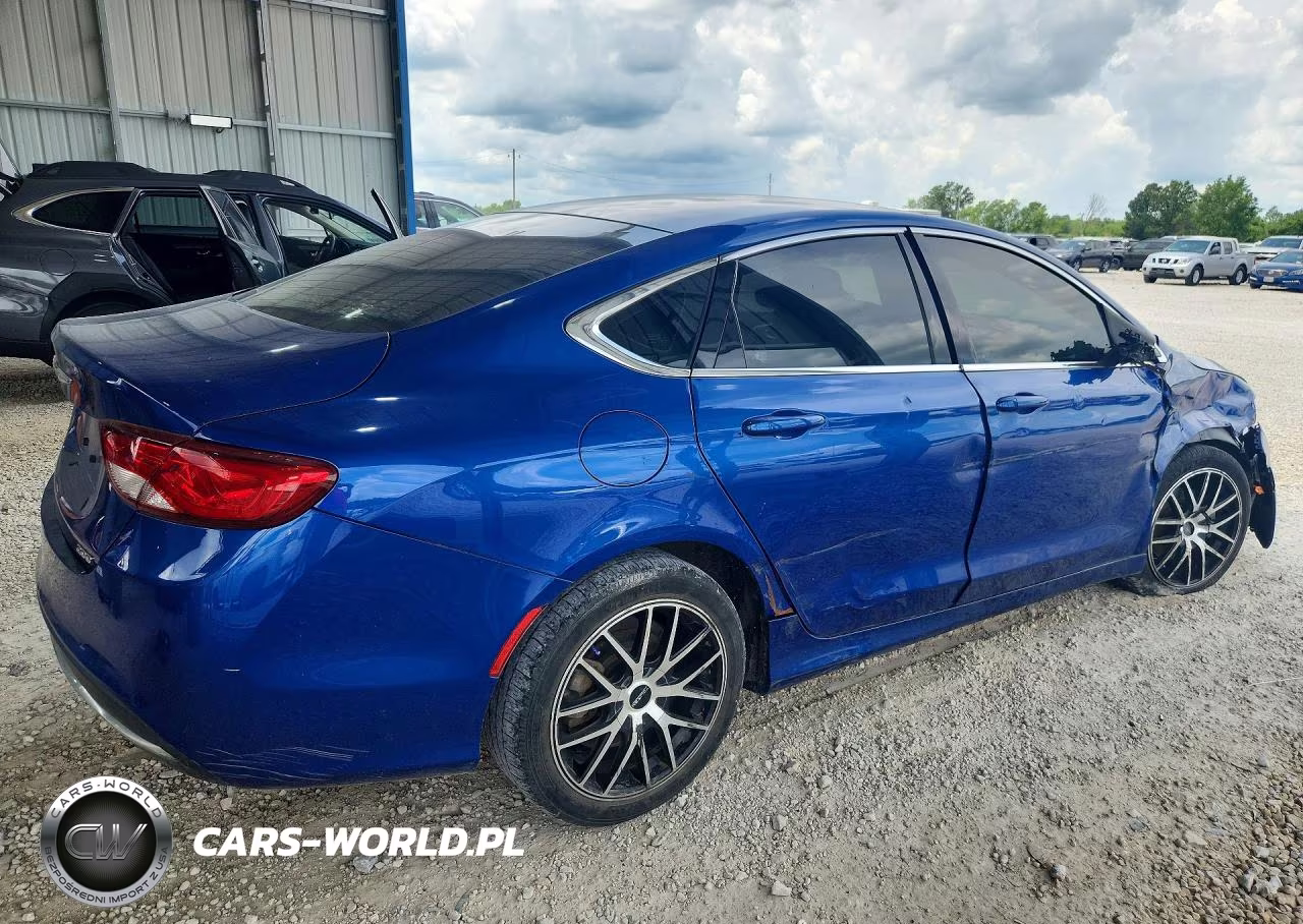 2015 Chrysler 200 Limited VIN:1C3CCCAB5FN751116 - 3