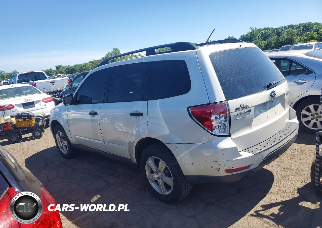 2011 Subaru Forester 2.5X VIN:JF2SHABC5BH754211 - 2