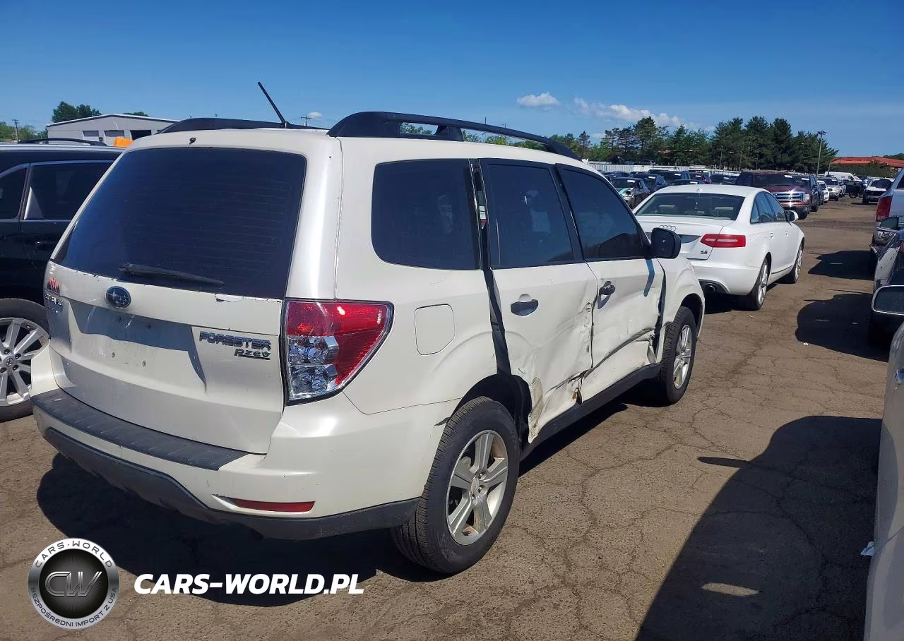 2011 Subaru Forester 2.5X VIN:JF2SHABC5BH754211 - 3