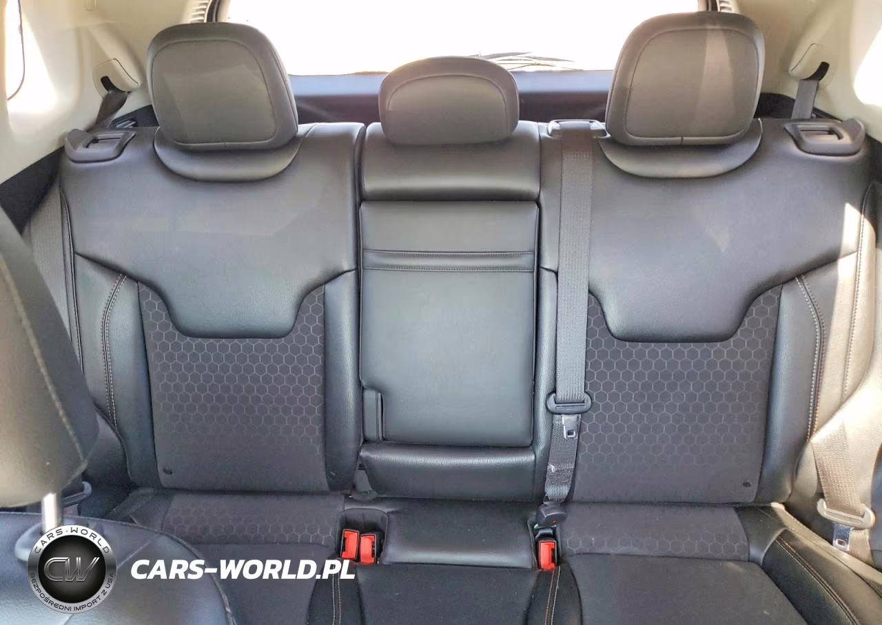 2020 Jeep Compass Latitude VIN:3C4NJDBB1LT138257 - 10
