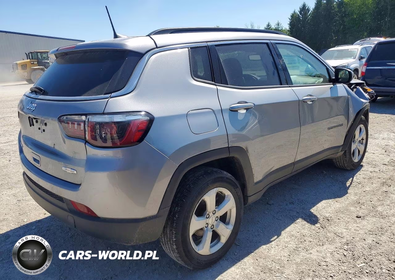 2020 Jeep Compass Latitude VIN:3C4NJDBB1LT138257 - 3