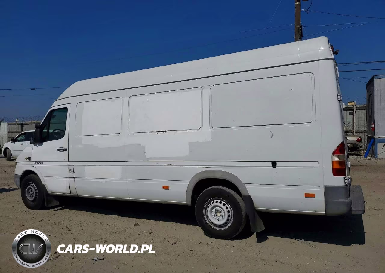 2005 Dodge Sprinter 2500C Delivery Van VIN:WD2PD744855745886 - 2