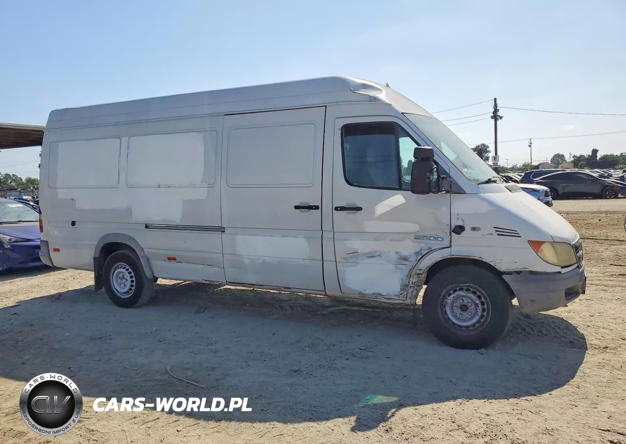 2005 Dodge Sprinter 2500C Delivery Van VIN:WD2PD744855745886 - 4