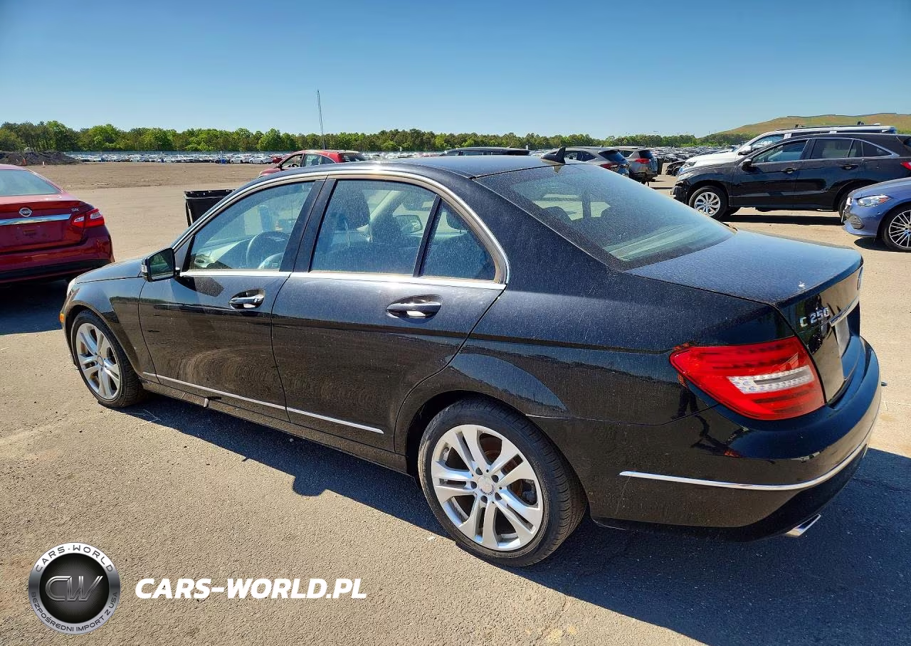 2013 Mercedes-Benz C 250 VIN:WDDGF4HB5DR273078 - 2