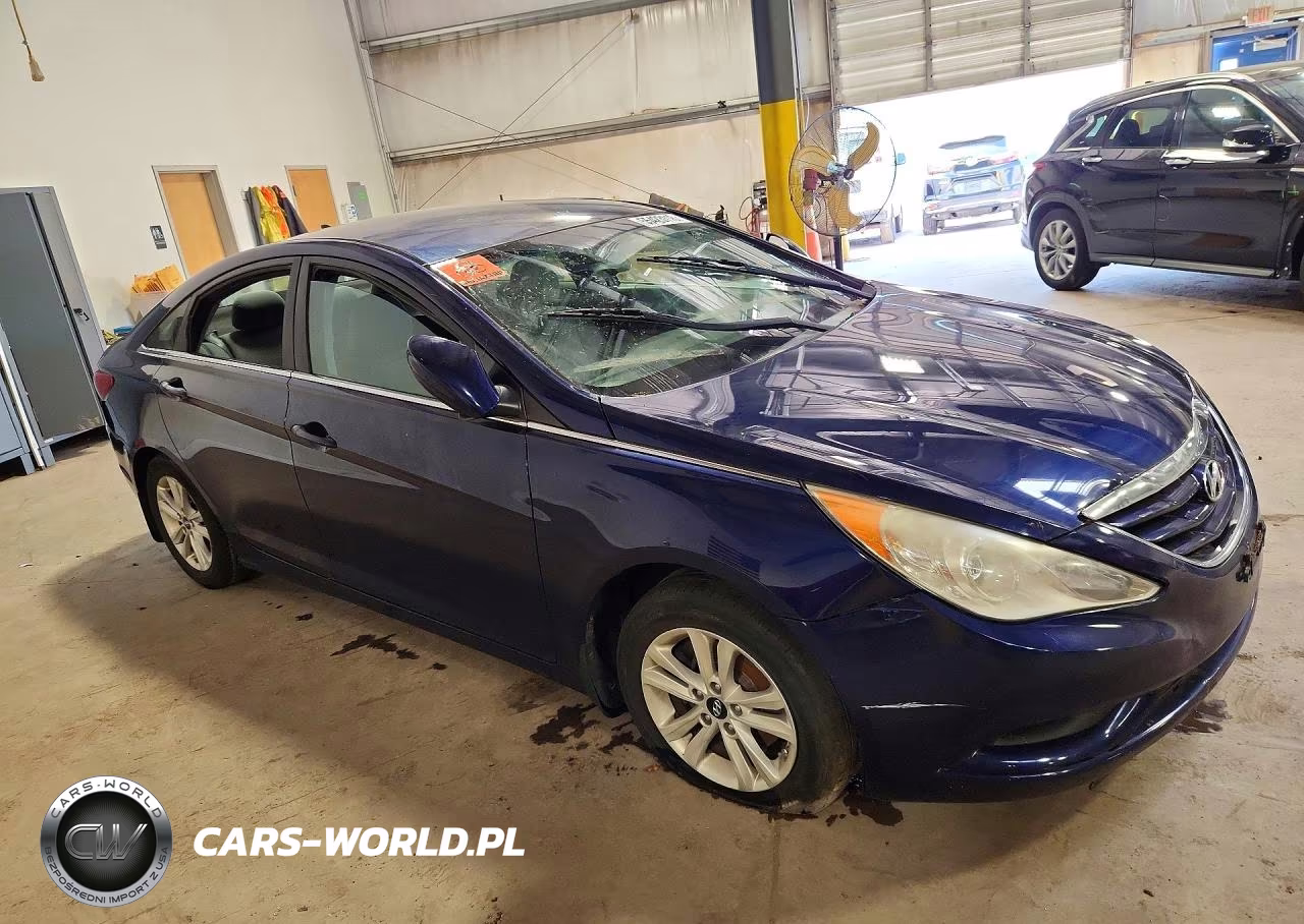 2012 Hyundai Sonata Gls VIN:5NPEB4AC0CH337467 - 4