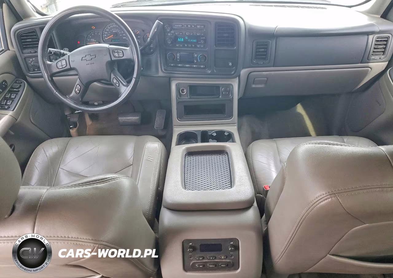 2004 Chevrolet Tahoe C1500 VIN:1GNEC13T24J326219 - 8