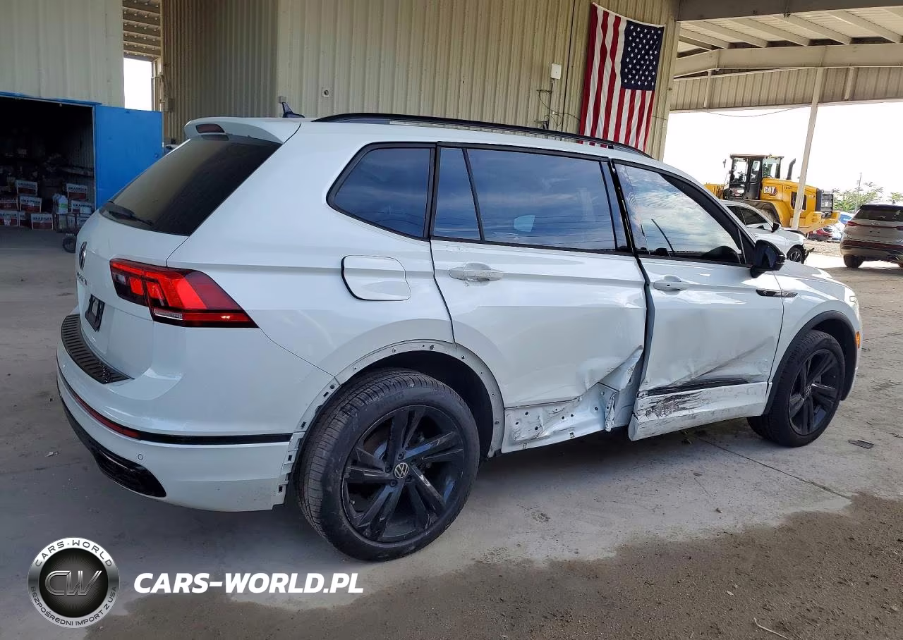2024 Volkswagen Tiguan Se R-Line Black VIN:3VVCB7AX4RM050990 - 3