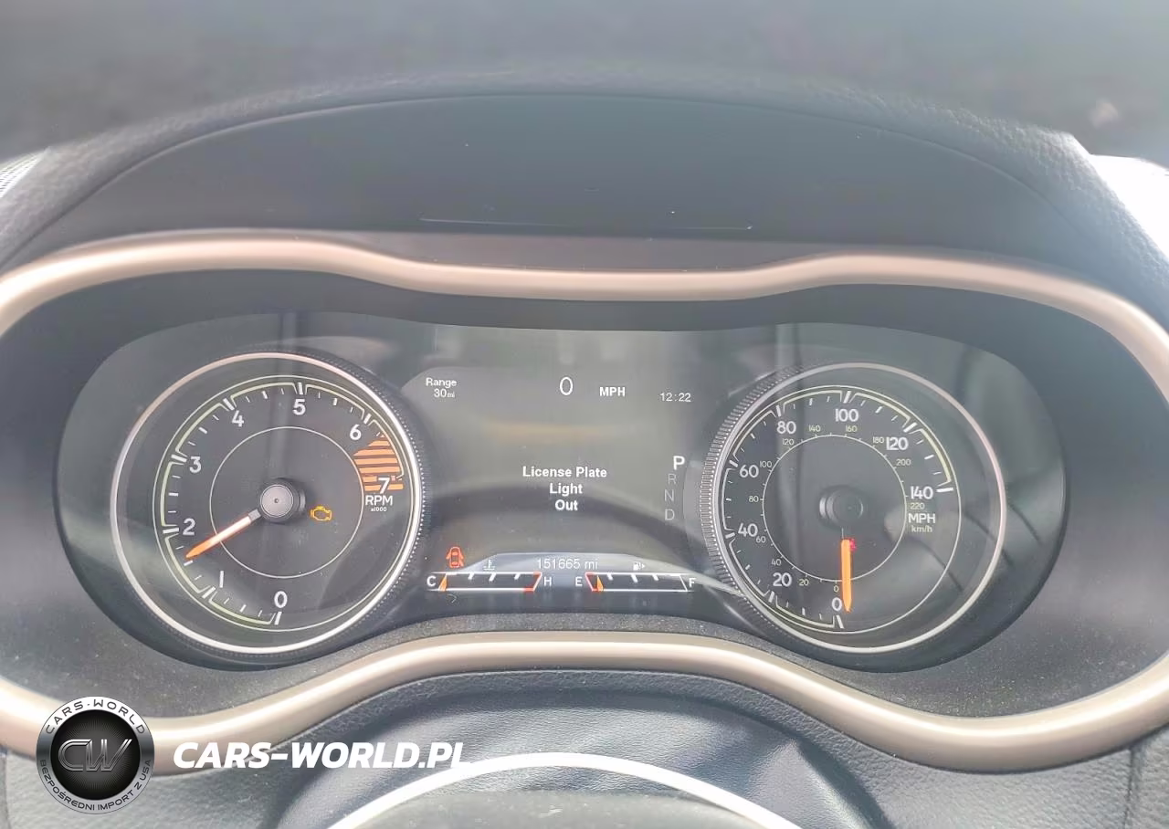 2017 Jeep Cherokee Limited VIN:1C4PJLDBXHW516741 - 9