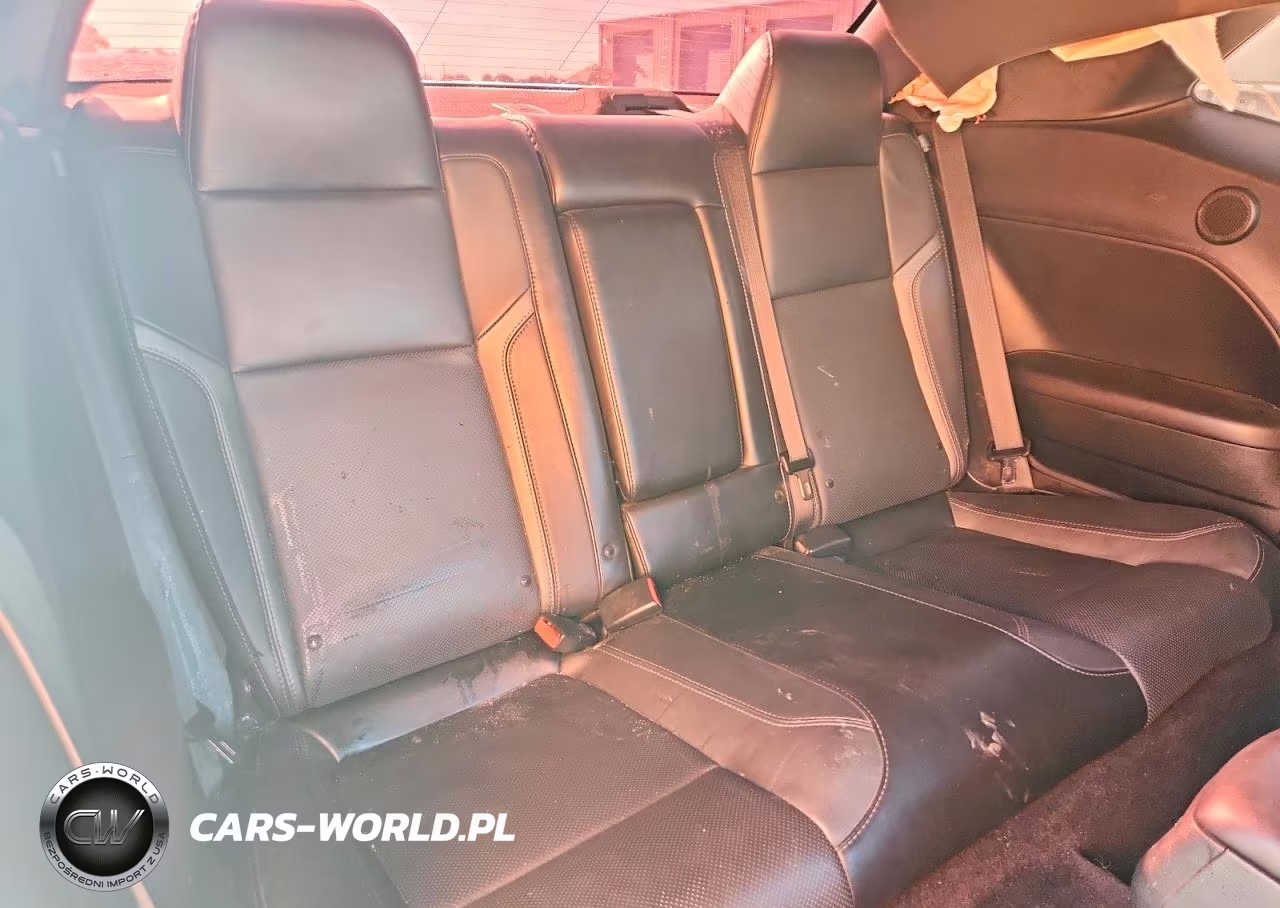 2018 Dodge Challenger Sxt VIN:2C3CDZAG3JH311134 - 10