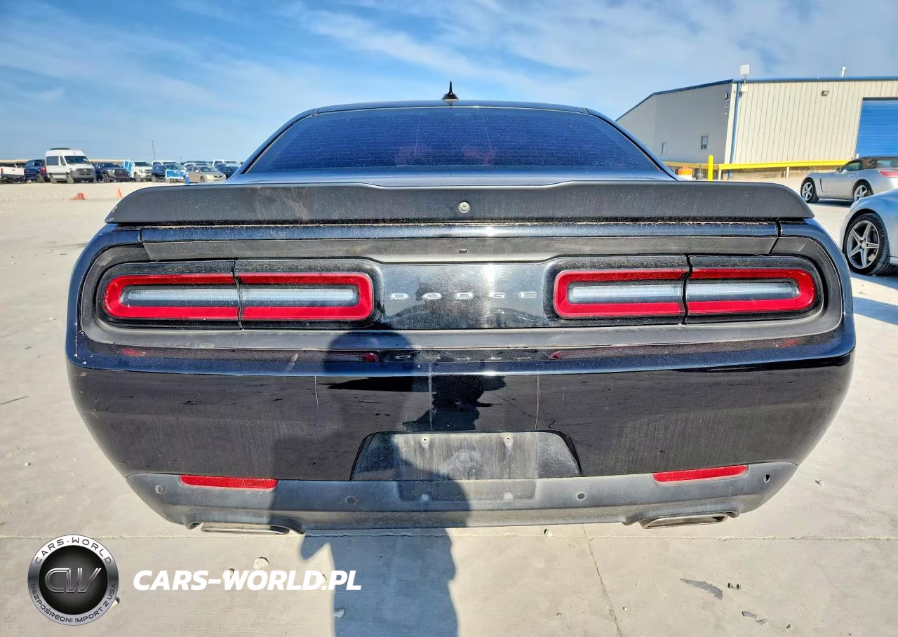 2018 Dodge Challenger Sxt VIN:2C3CDZAG3JH311134 - 6