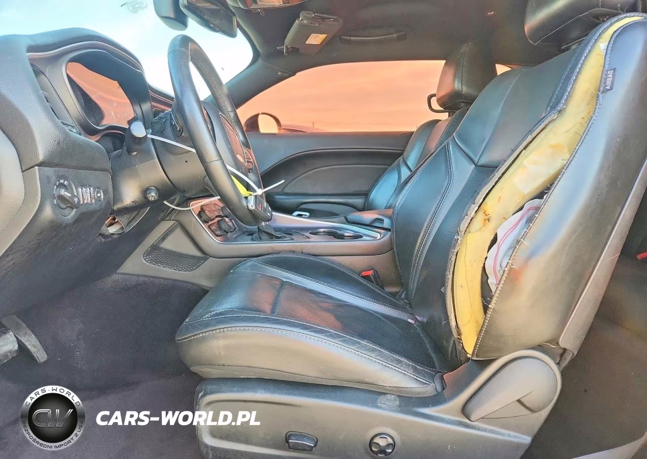2018 Dodge Challenger Sxt VIN:2C3CDZAG3JH311134 - 7