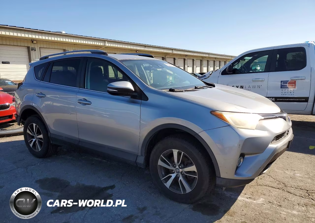 2018 Toyota Rav4 Xle VIN:2T3WFREV6JW459967 - 4