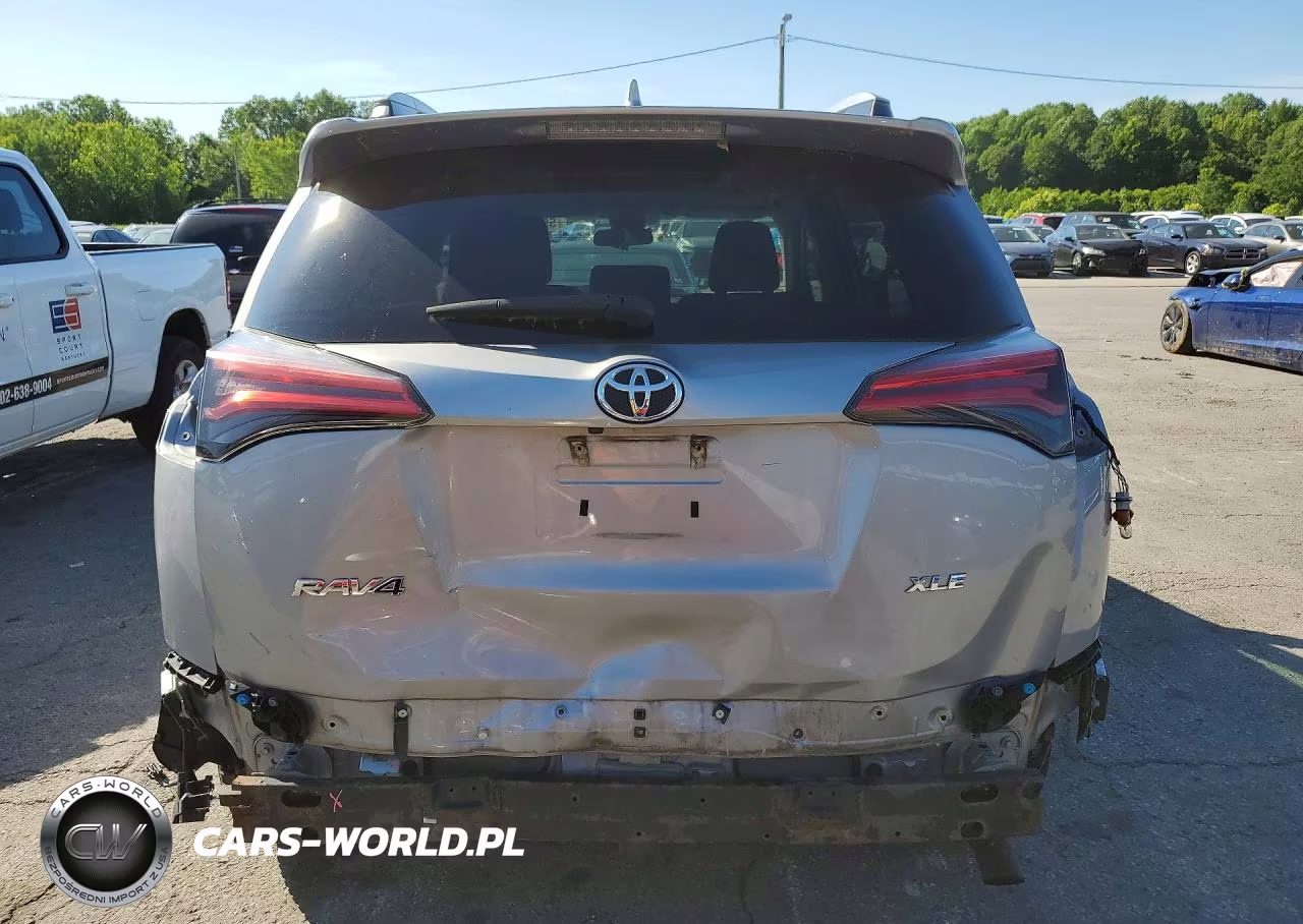 2018 Toyota Rav4 Xle VIN:2T3WFREV6JW459967 - 6