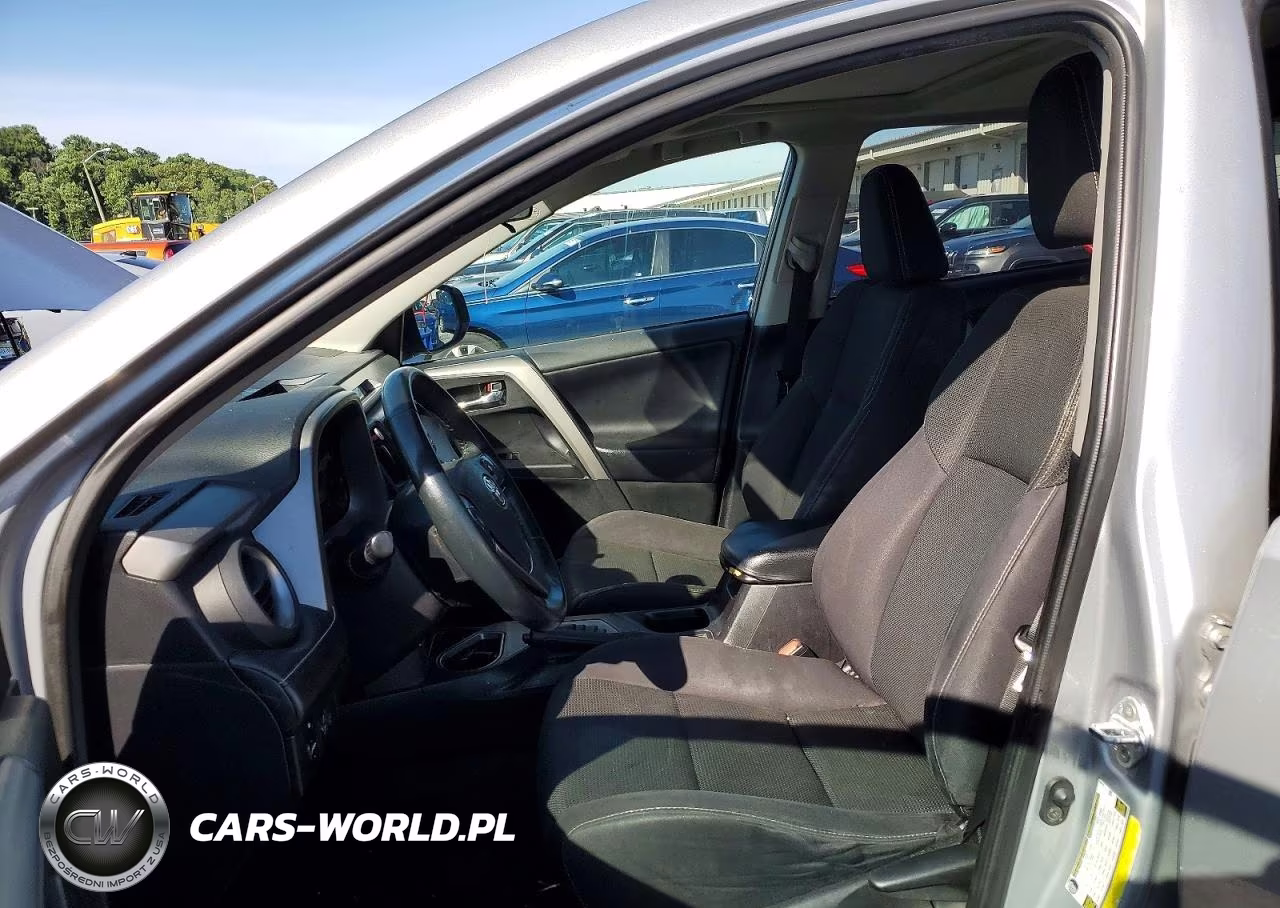 2018 Toyota Rav4 Xle VIN:2T3WFREV6JW459967 - 7