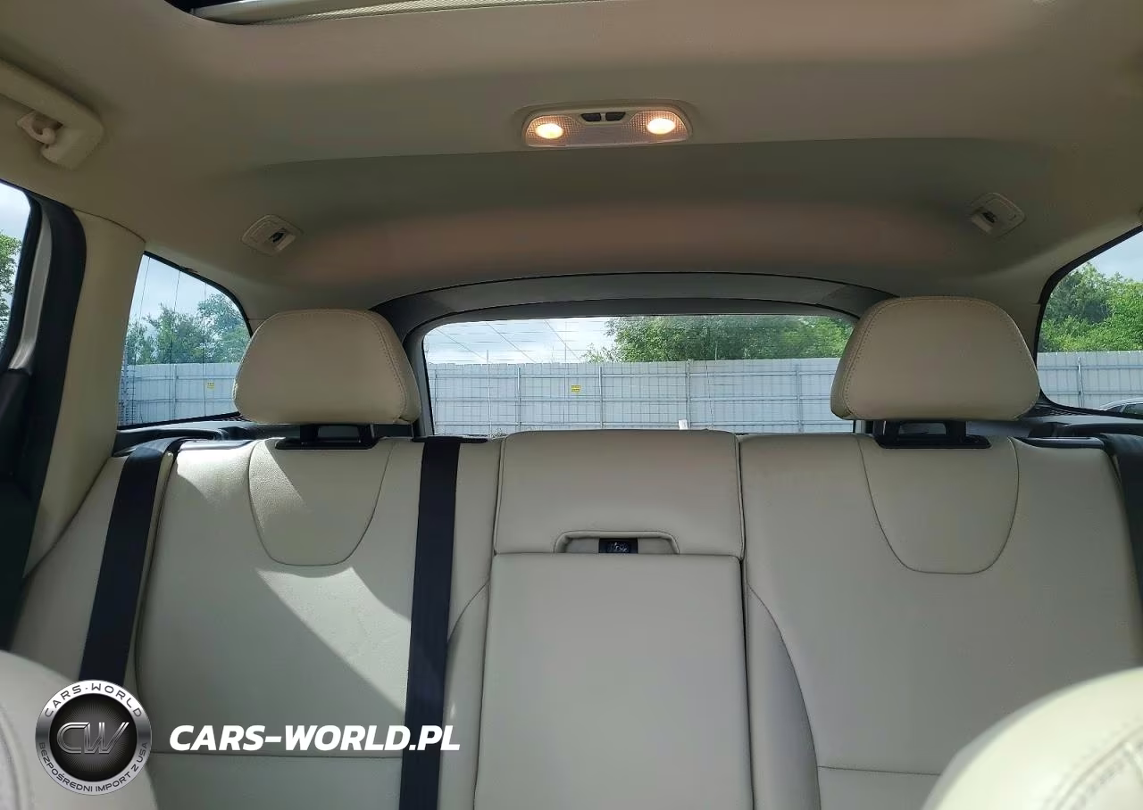2016 Volvo Xc60 T5 Premier VIN:YV440MDK5G2850156 - 10