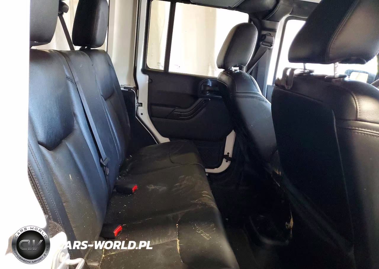 2017 Jeep Wrangler Unlimited Sahara VIN:1C4BJWEG8HL678875 - 10
