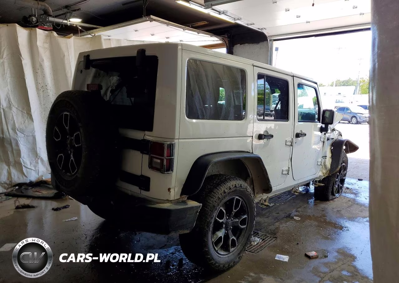 2017 Jeep Wrangler Unlimited Sahara VIN:1C4BJWEG8HL678875 - 3