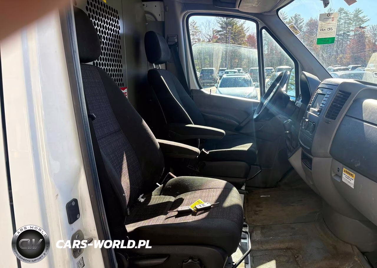2017 Mercedes-Benz Sprinter 2500 VIN:WD3PE7CD0HP545863 - 5
