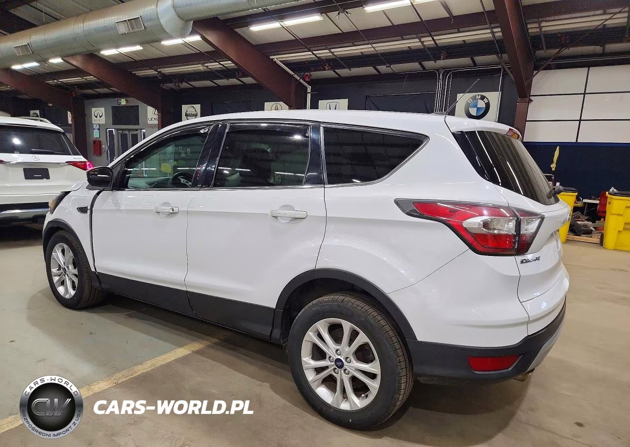 2017 Ford Escape Se VIN:1FMCU0GDXHUB03212 - 2