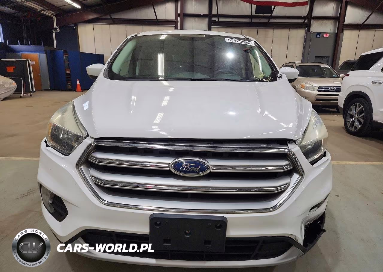 2017 Ford Escape Se VIN:1FMCU0GDXHUB03212 - 5