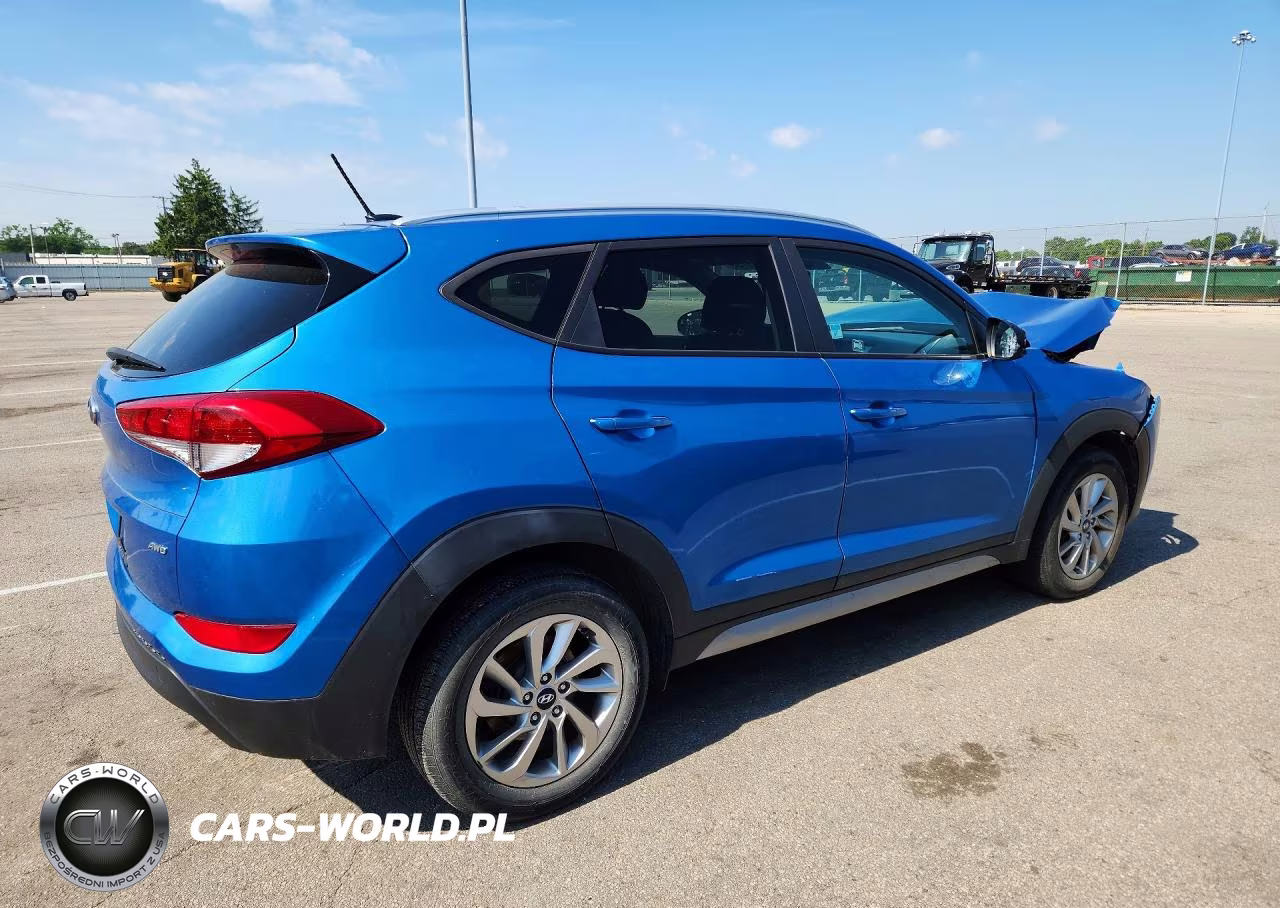 2017 Hyundai Tucson Se VIN:KM8J3CA40HU275494 - 3