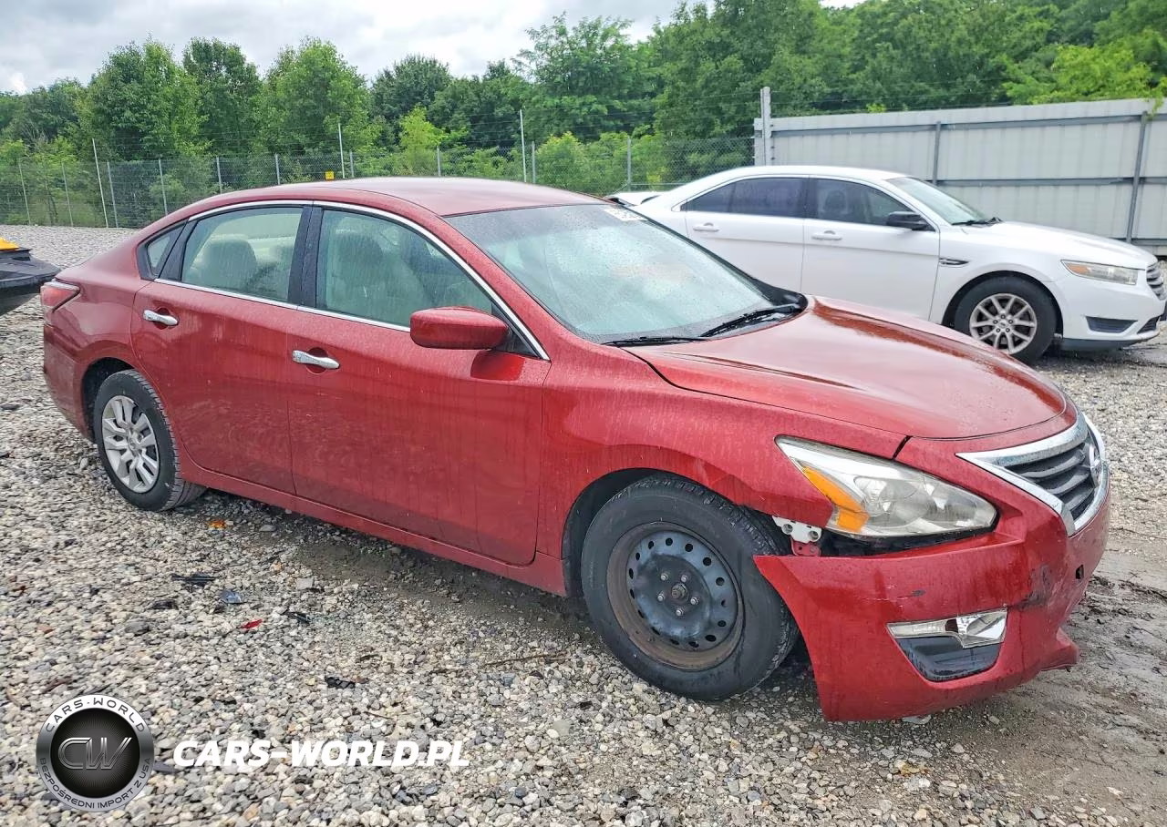2014 Nissan Altima 2.5 S VIN:1N4AL3AP0EC146001 - 4
