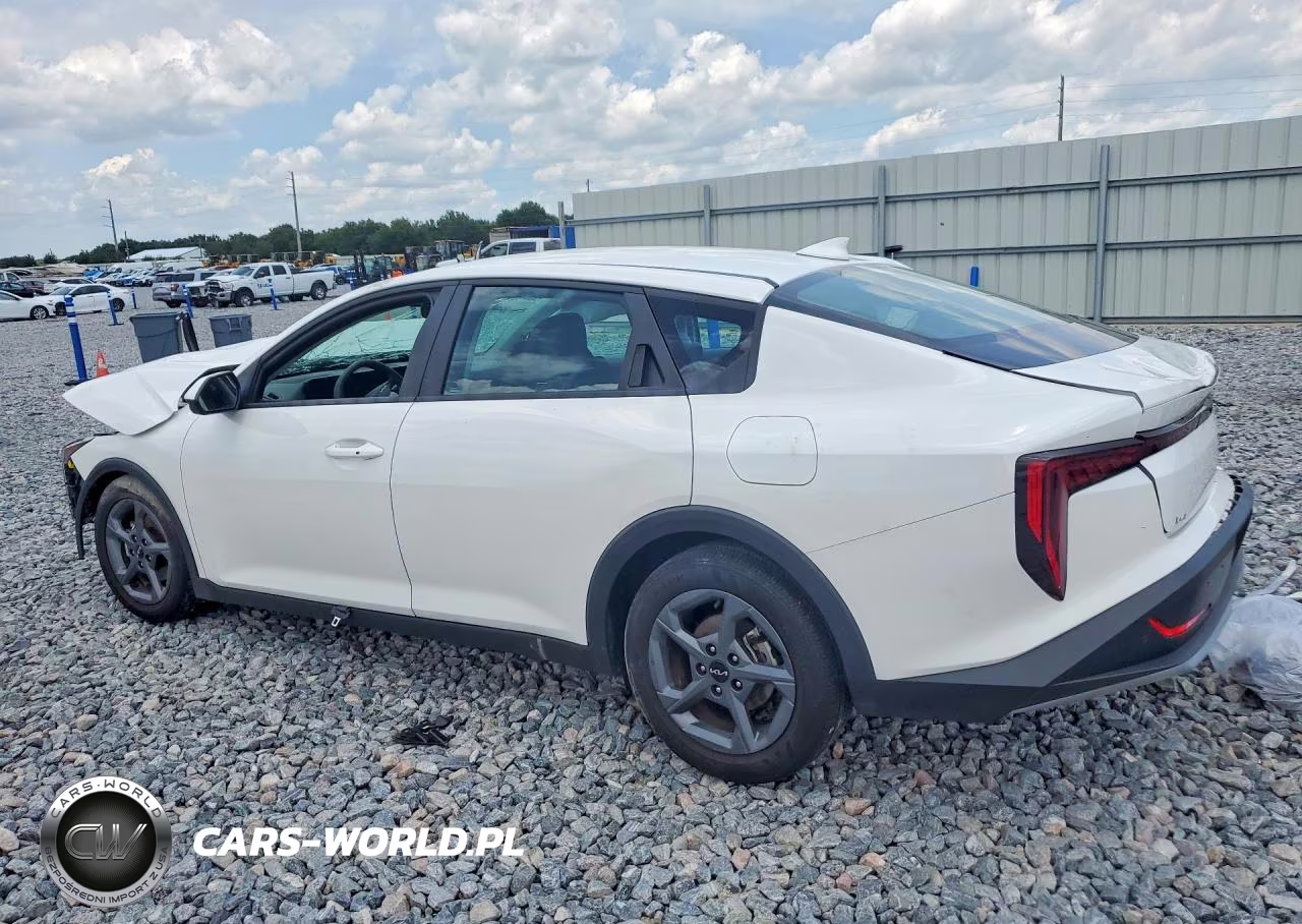 2025 Kia K4 Lxs VIN:3KPFT4DE2SE020758 - 2