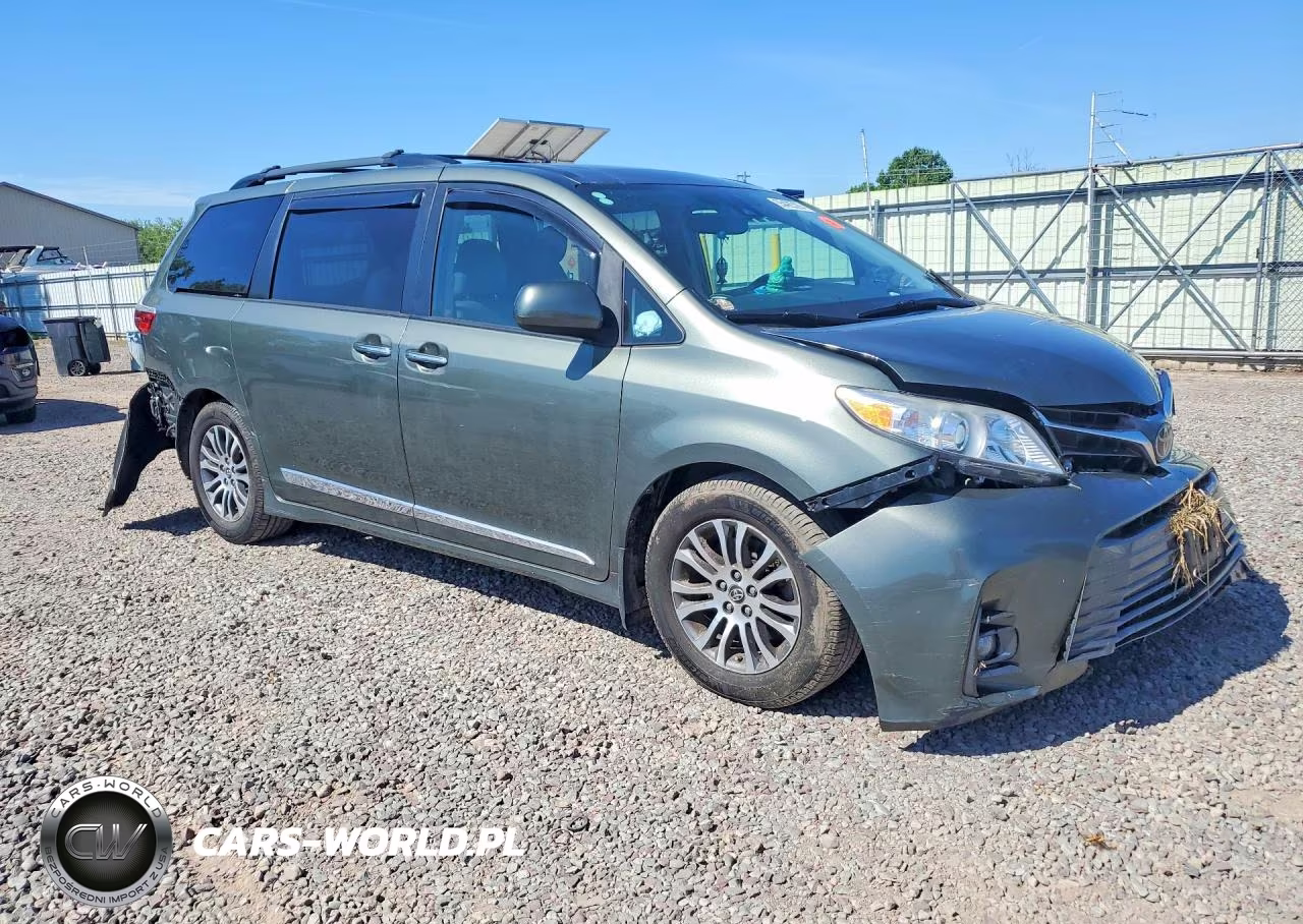2018 Toyota Sienna Xle Premium 8-Passenger VIN:5TDYZ3DC0JS959539 - 4