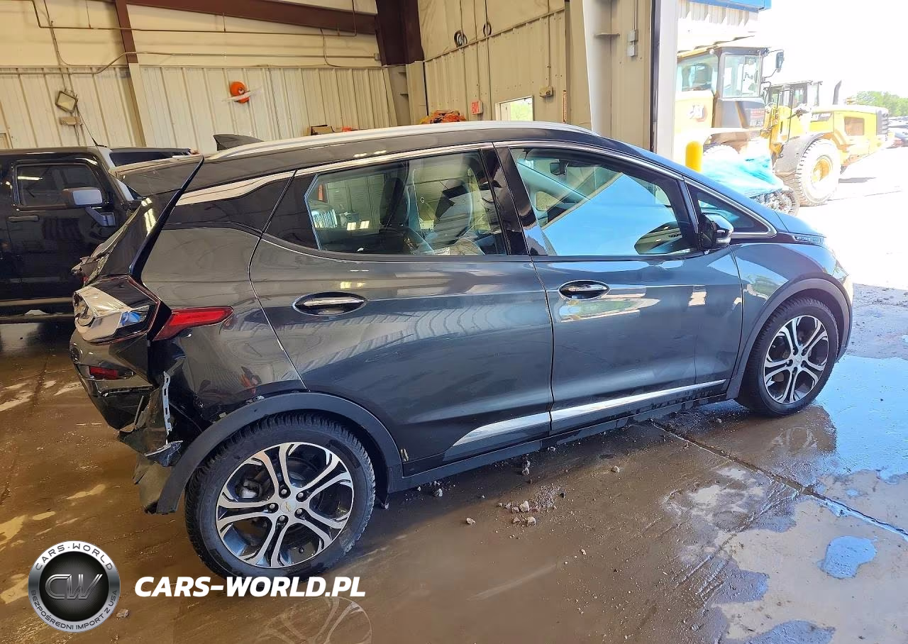 2018 Chevrolet Bolt Ev Premier VIN:1G1FX6S01J4141281 - 3