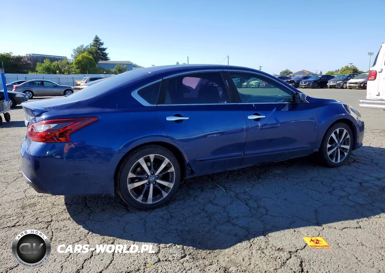 2017 Nissan Altima 2.5 Sr VIN:1N4AL3AP8HN305159 - 3