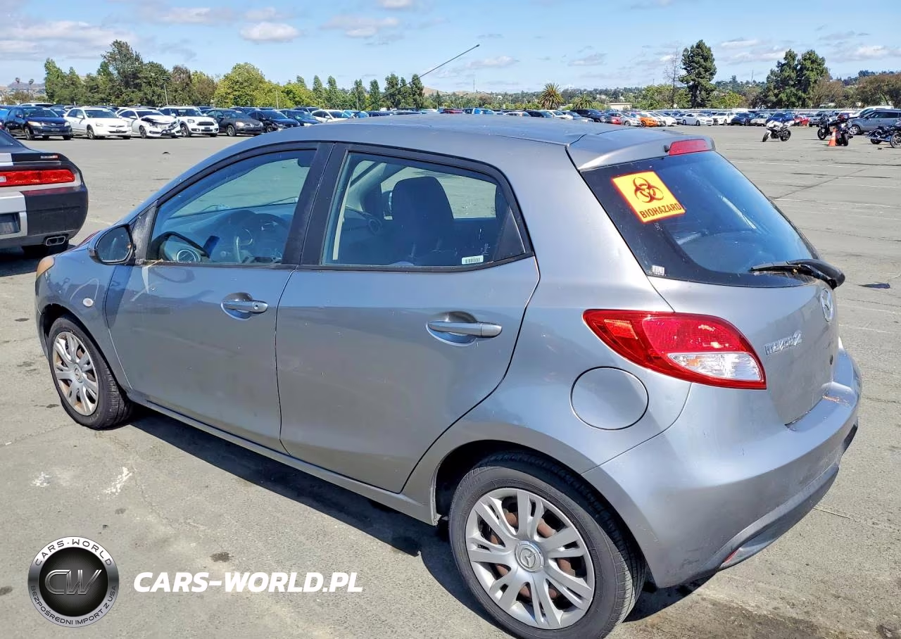 2014 Mazda Mazda2 Sport VIN:JM1DE1KZ5E0179034 - 2