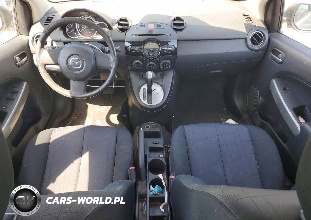 2014 Mazda Mazda2 Sport VIN:JM1DE1KZ5E0179034 - 8