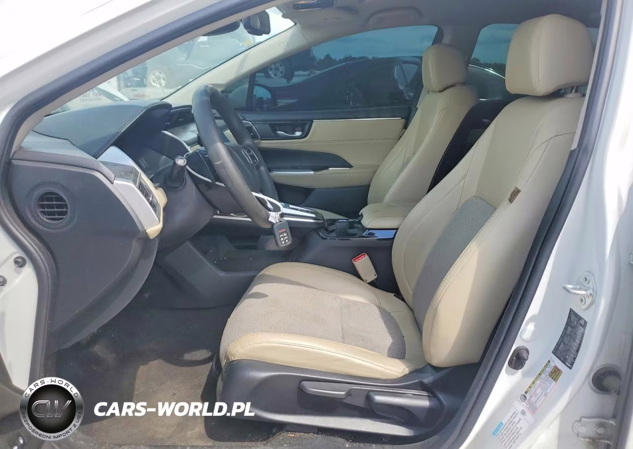 2018 Honda Clarity VIN:JHMZC5F13JC012802 - 7