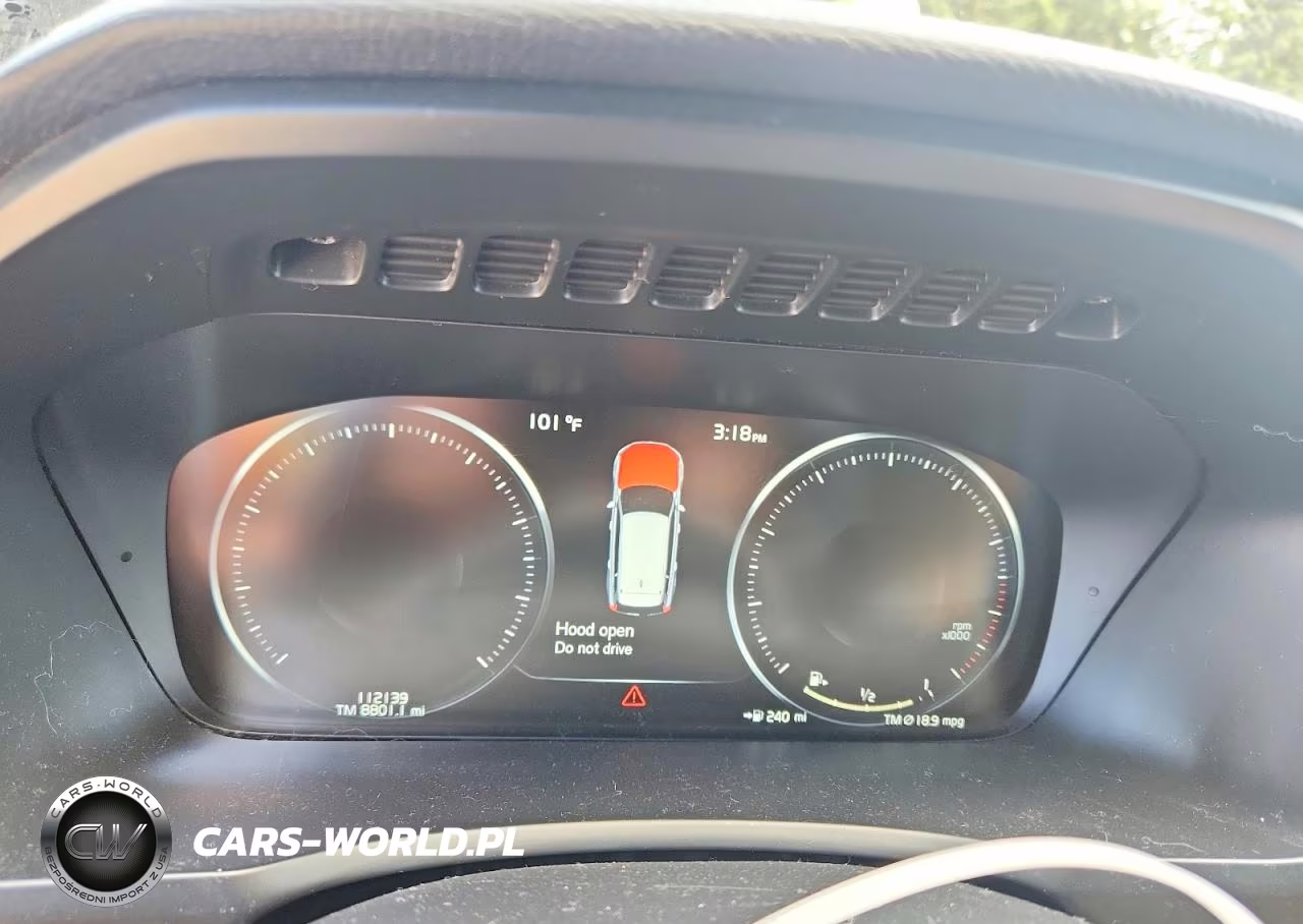 2016 Volvo Xc90 T6 VIN:YV4A22PK7G1046864 - 9