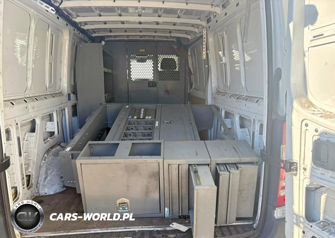 2018 Mercedes-Benz Sprinter 2500 VIN:WD3PE7CD1JP631043 - 6