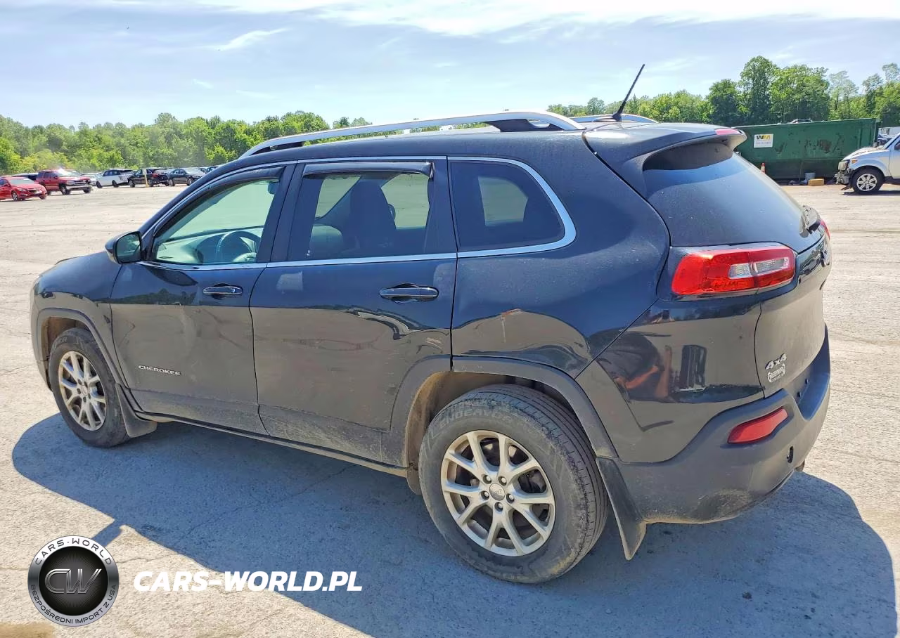 2015 Jeep Cherokee Latitude VIN:1C4PJMCB3FW751261 - 2