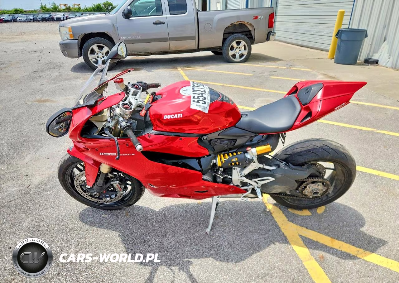 2012 Ducati Superbike 1199 Panigale VIN:ZDM14BPW1CB004845 - 3