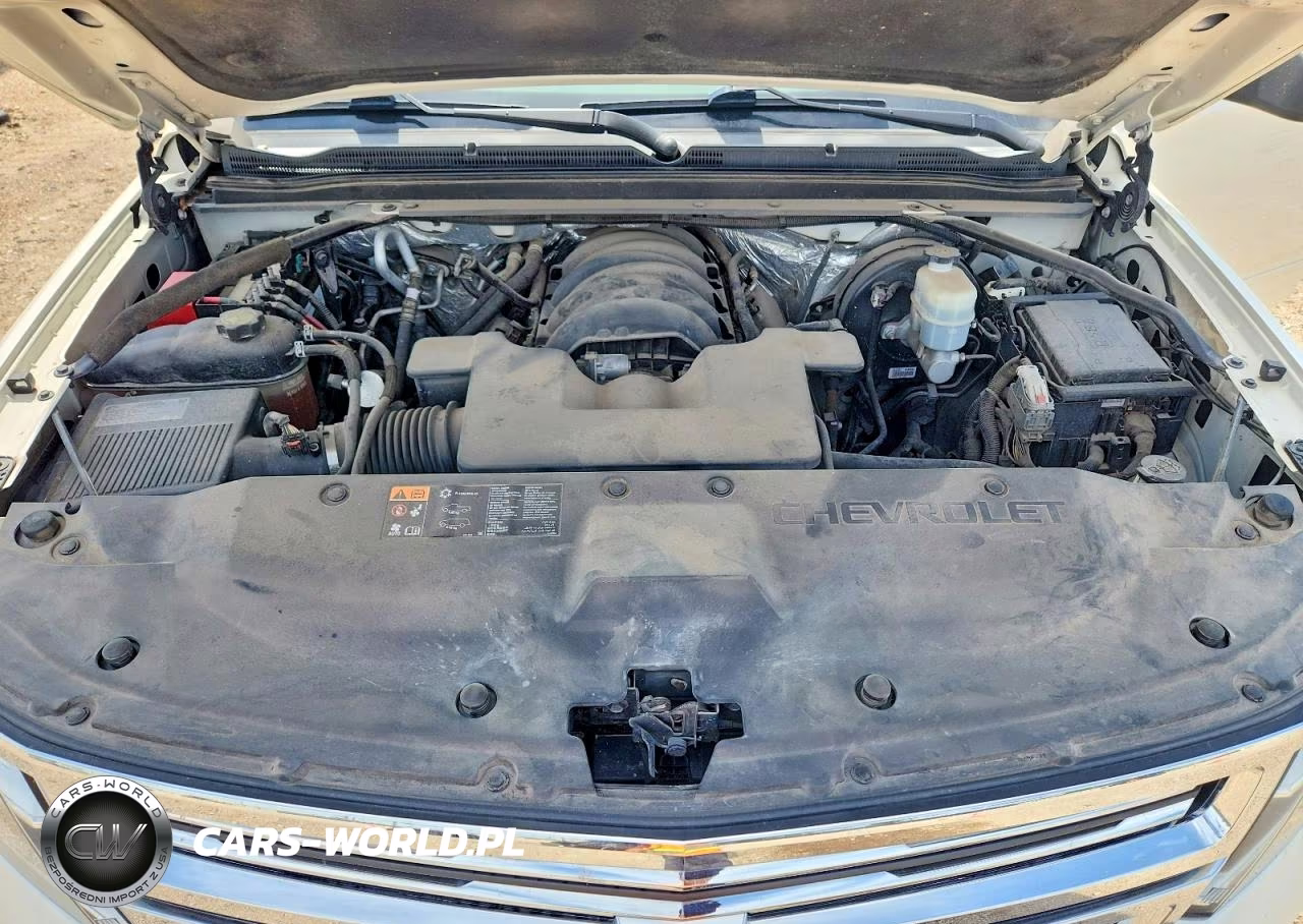 2015 Chevrolet Suburban C1500 Ltz VIN:1GNSCKKC5FR629042 - 12