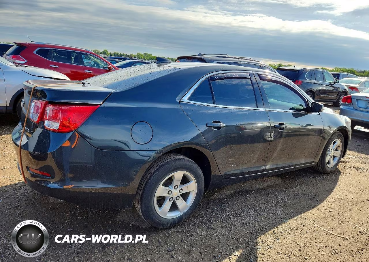 2016 Chevrolet Malibu Lt VIN:1G11C5SA0GU102666 - 3