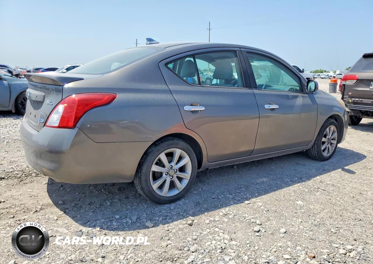 2014 Nissan Versa 1.6 S VIN:3N1CN7AP5EL809915 - 3