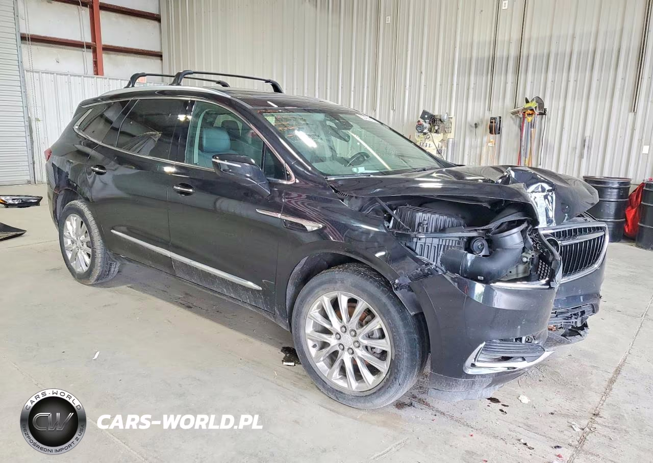 2018 Buick Enclave Premium VIN:5GAERCKW4JJ163116 - 4