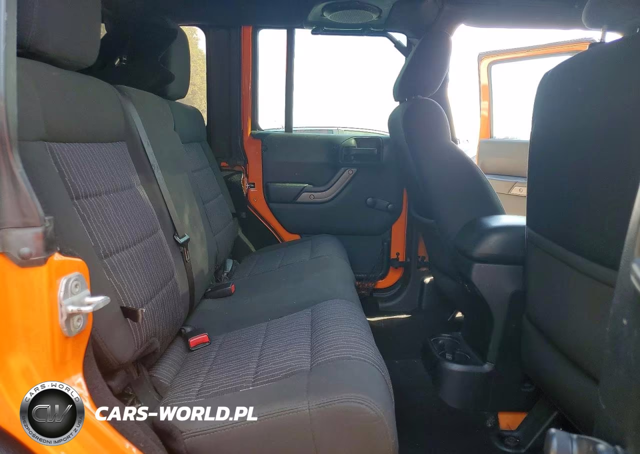 2012 Jeep Wrangler Unlimited Sport VIN:1C4BJWDG0CL269148 - 10