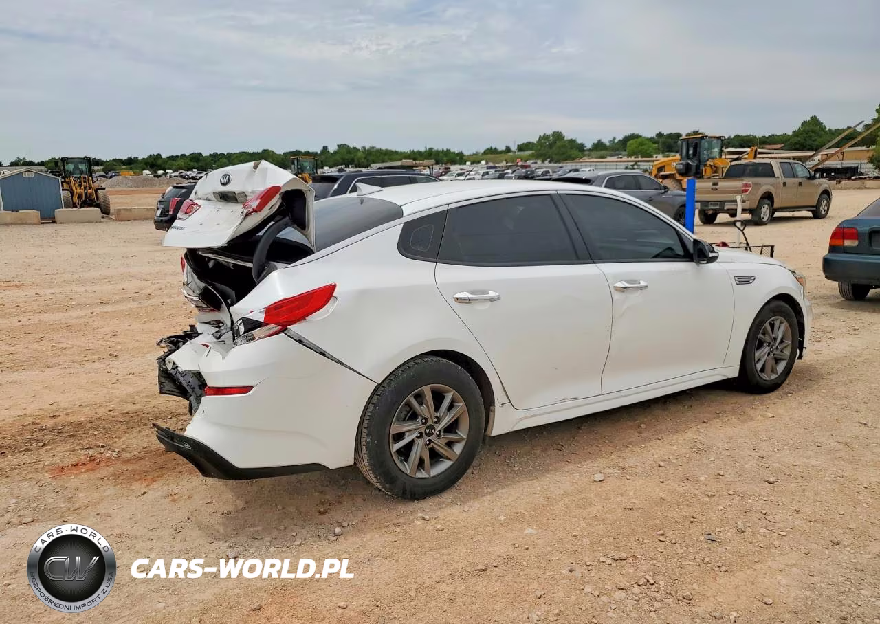 2019 Kia Optima Lx VIN:5XXGT4L37KG324163 - 3