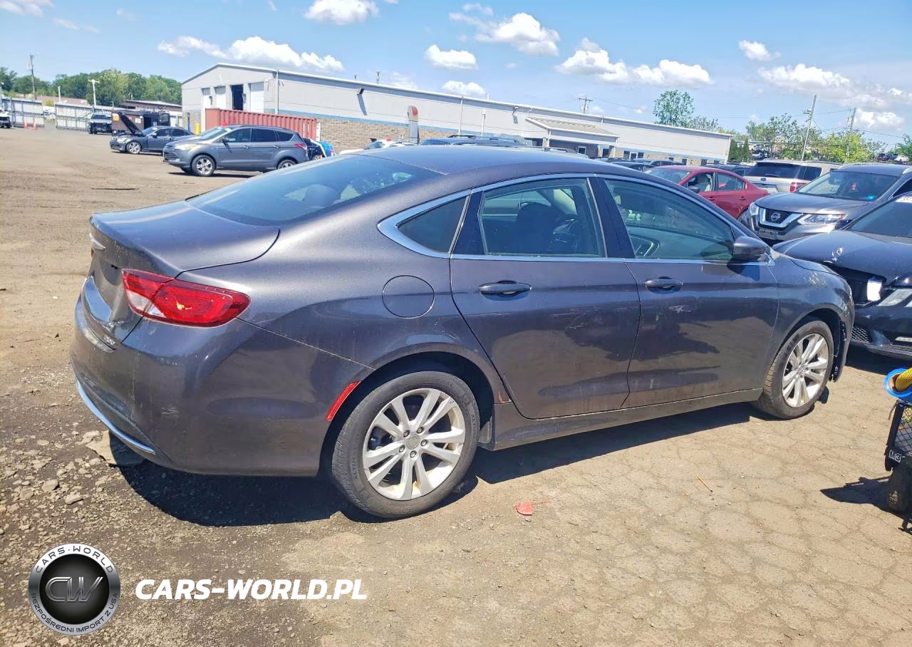 2015 Chrysler 200 Limited VIN:1C3CCCAB7FN570759 - 3