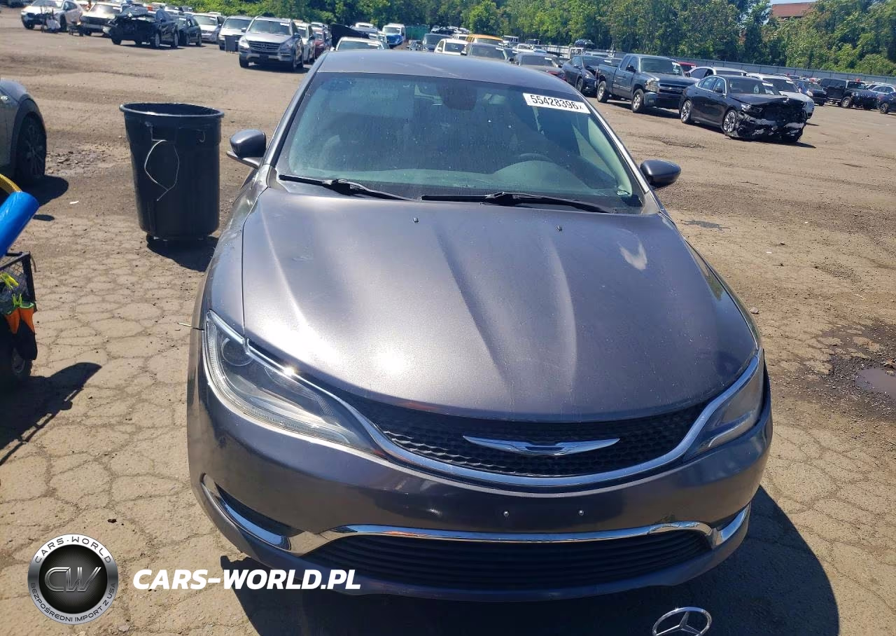 2015 Chrysler 200 Limited VIN:1C3CCCAB7FN570759 - 5