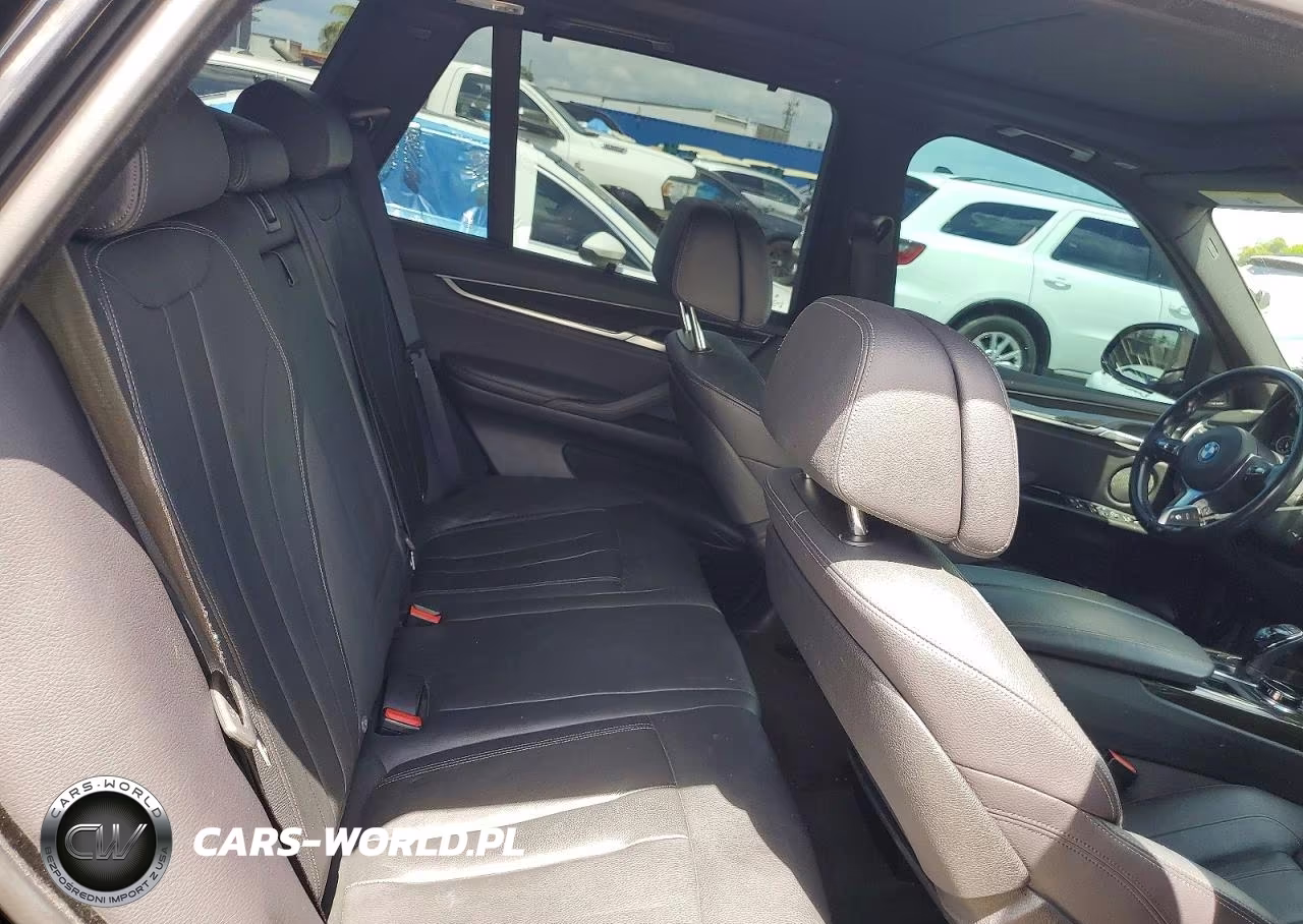 2017 BMW X5 xDrive50I VIN:5UXKR6C39H0U13407 - 11