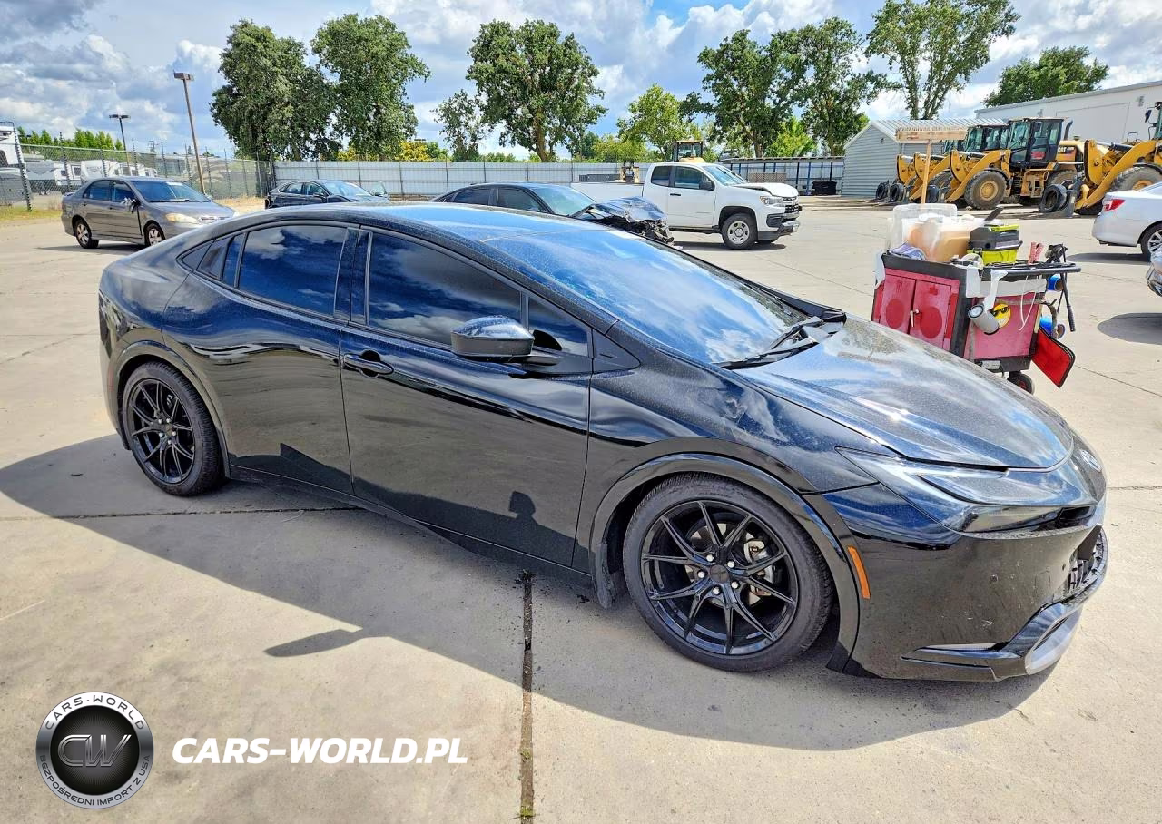 2024 Toyota Prius Xle VIN:JTDACAAU5R3047474 - 4