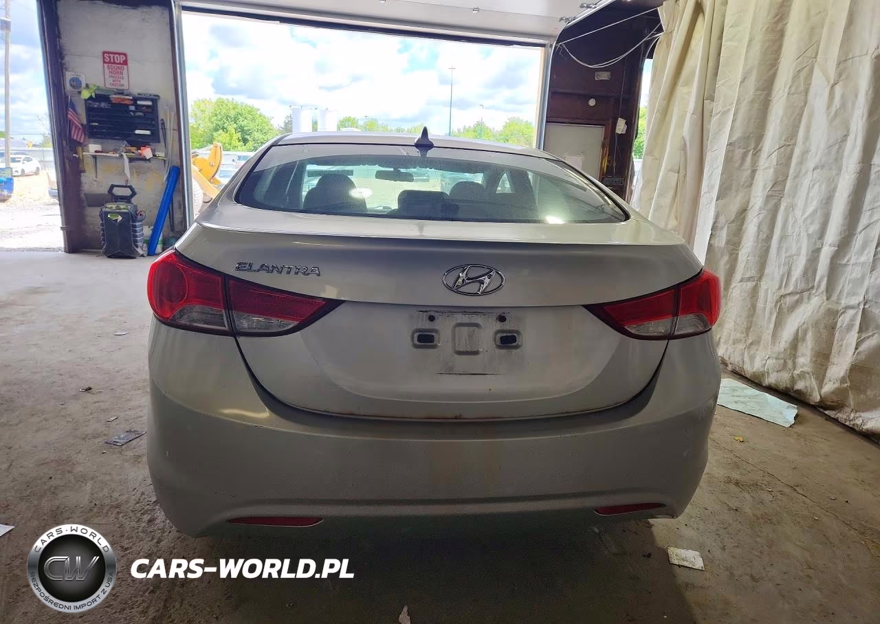 2013 Hyundai Elantra Gls VIN:5NPDH4AE7DH225648 - 6